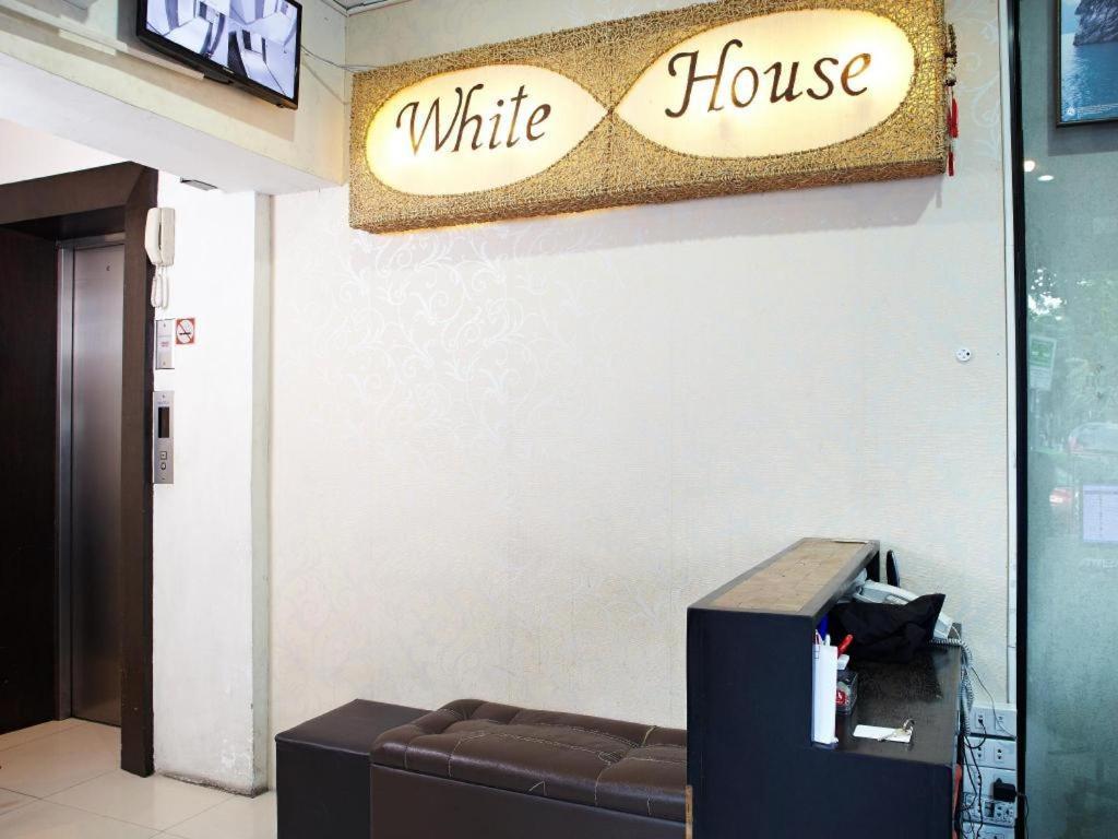 Hotel White House Asoke Sukhumvit 18 Bangkok Exterior foto