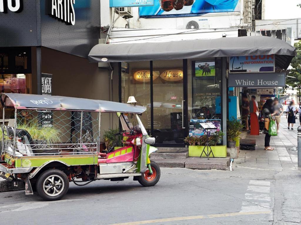 Hotel White House Asoke Sukhumvit 18 Bangkok Exterior foto